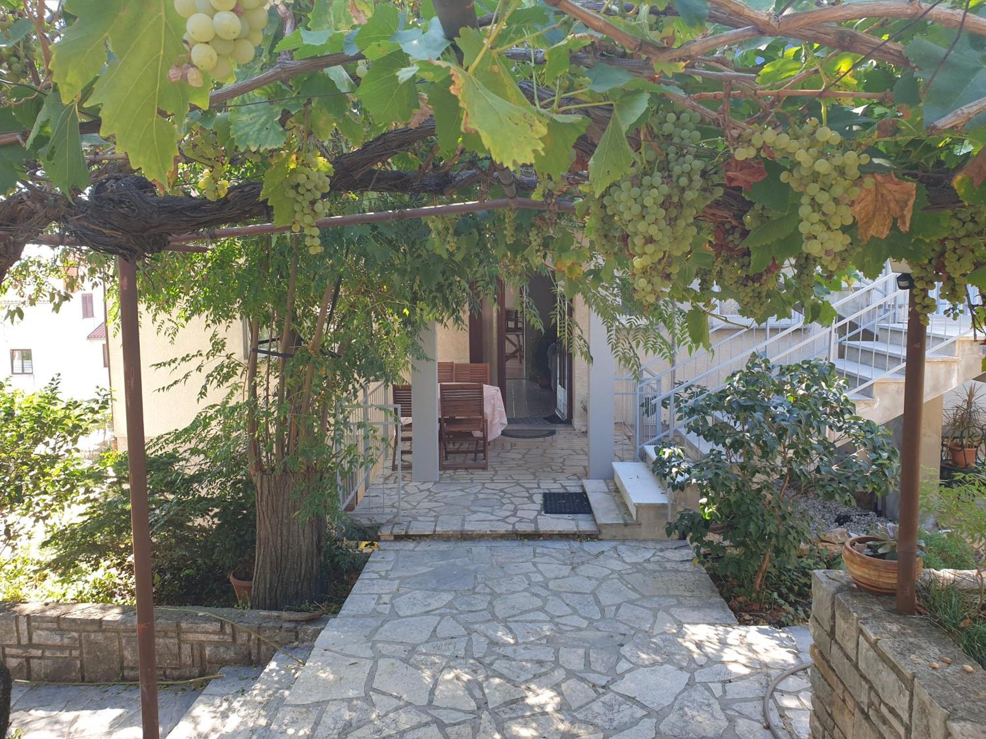Mediterranean Chill And Grill With View Apartment